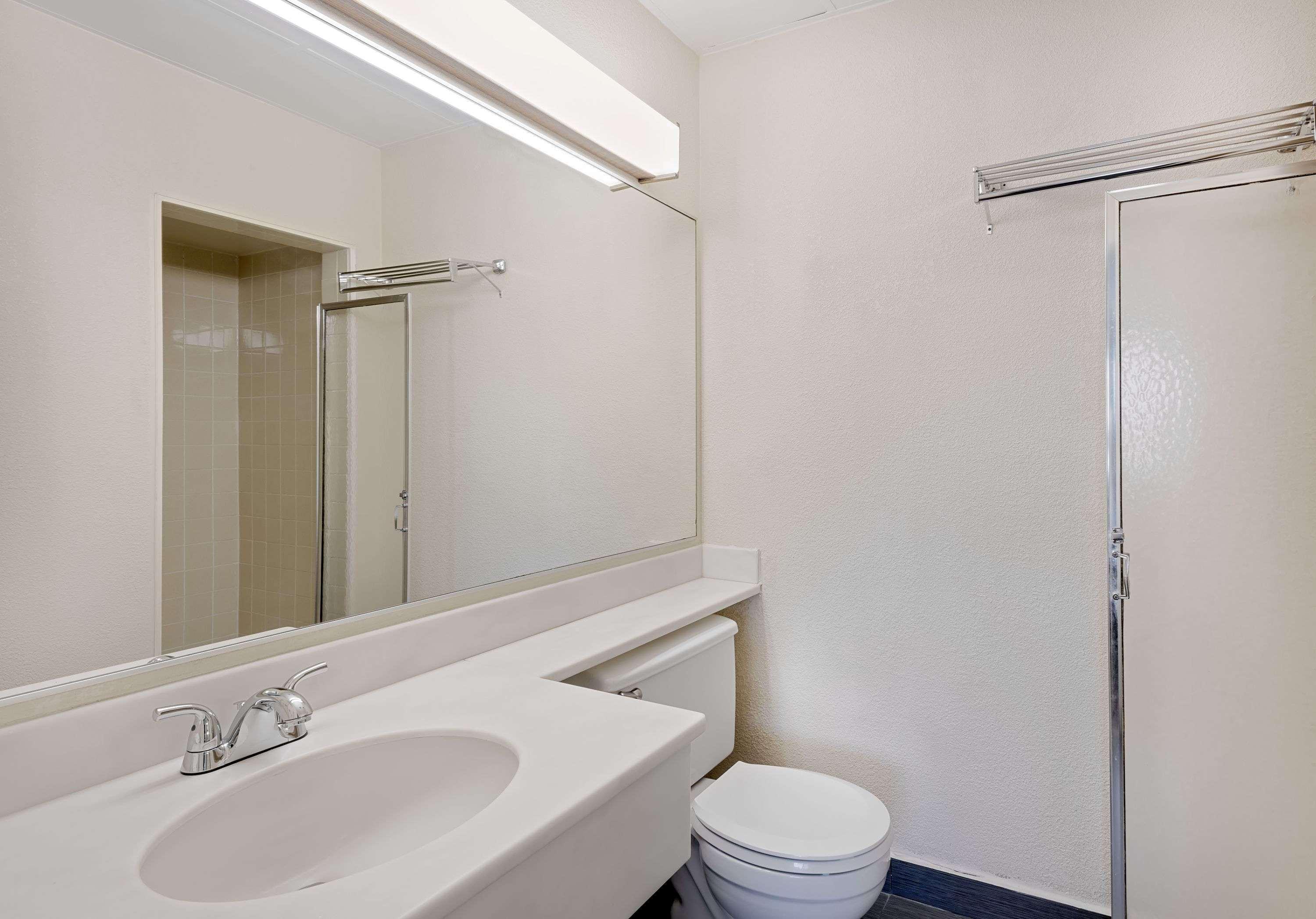 ทราเวลลอดจ์ บาย วินด์แฮม แชมเบอร์สเบิร์ก Hotel ห้อง รูปภาพ